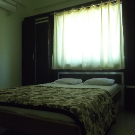 Hotel Rajyog Ranjangaon Ganpati Szoba fotó